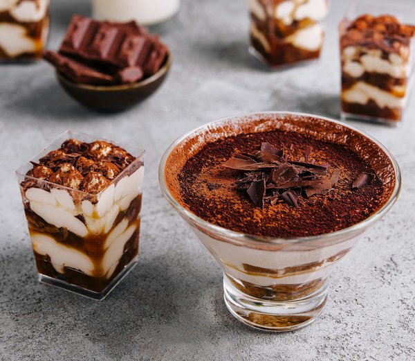 Quelles astuces pour offrir un menu de desserts sans sucre pour un restaurant de cuisine saine?